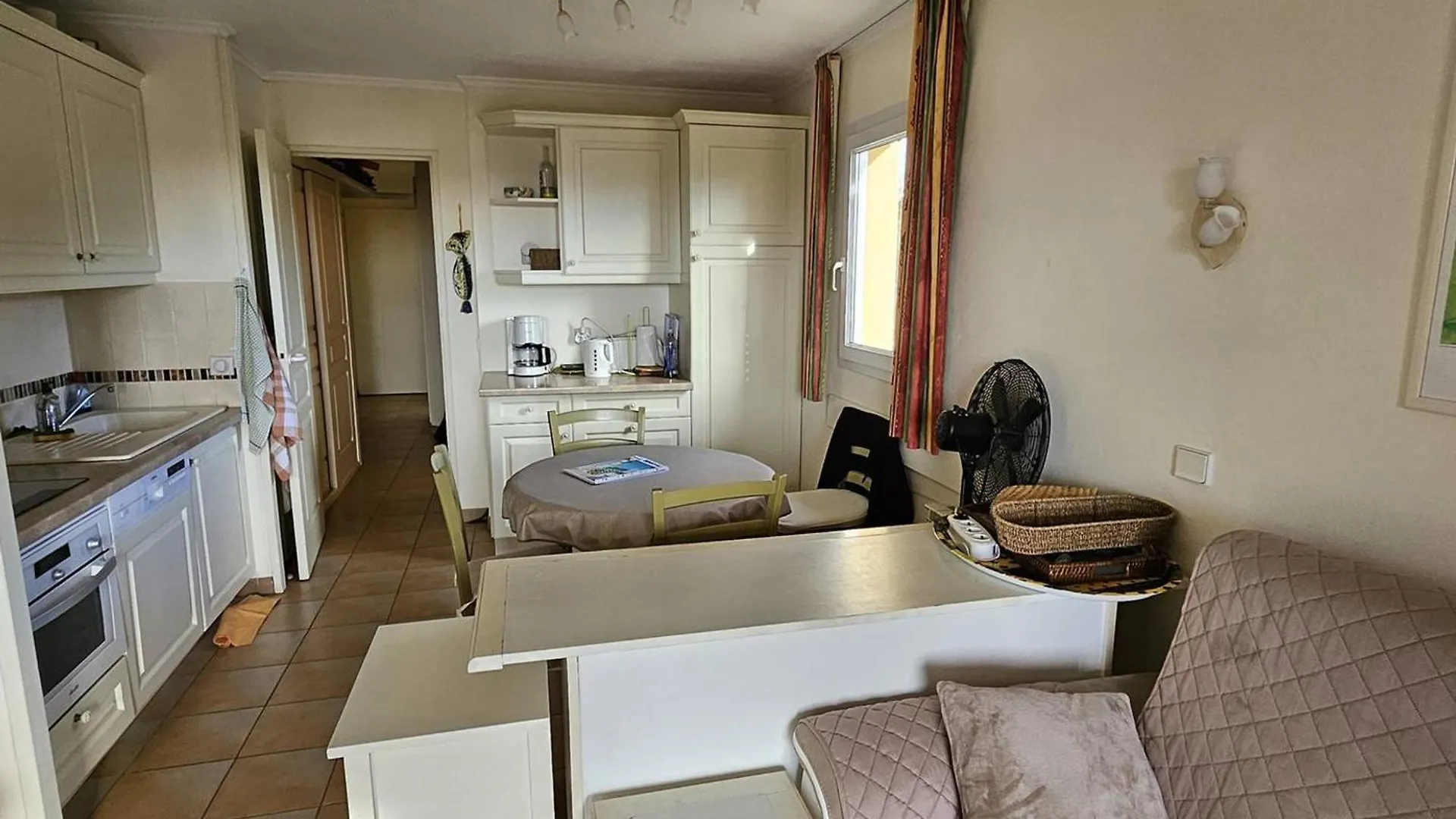 T2 Avec Piscine, Vue Mer, Parking, A 200M De La Plage - Fr-1-768-70 La Garonnette-Plage Apartment